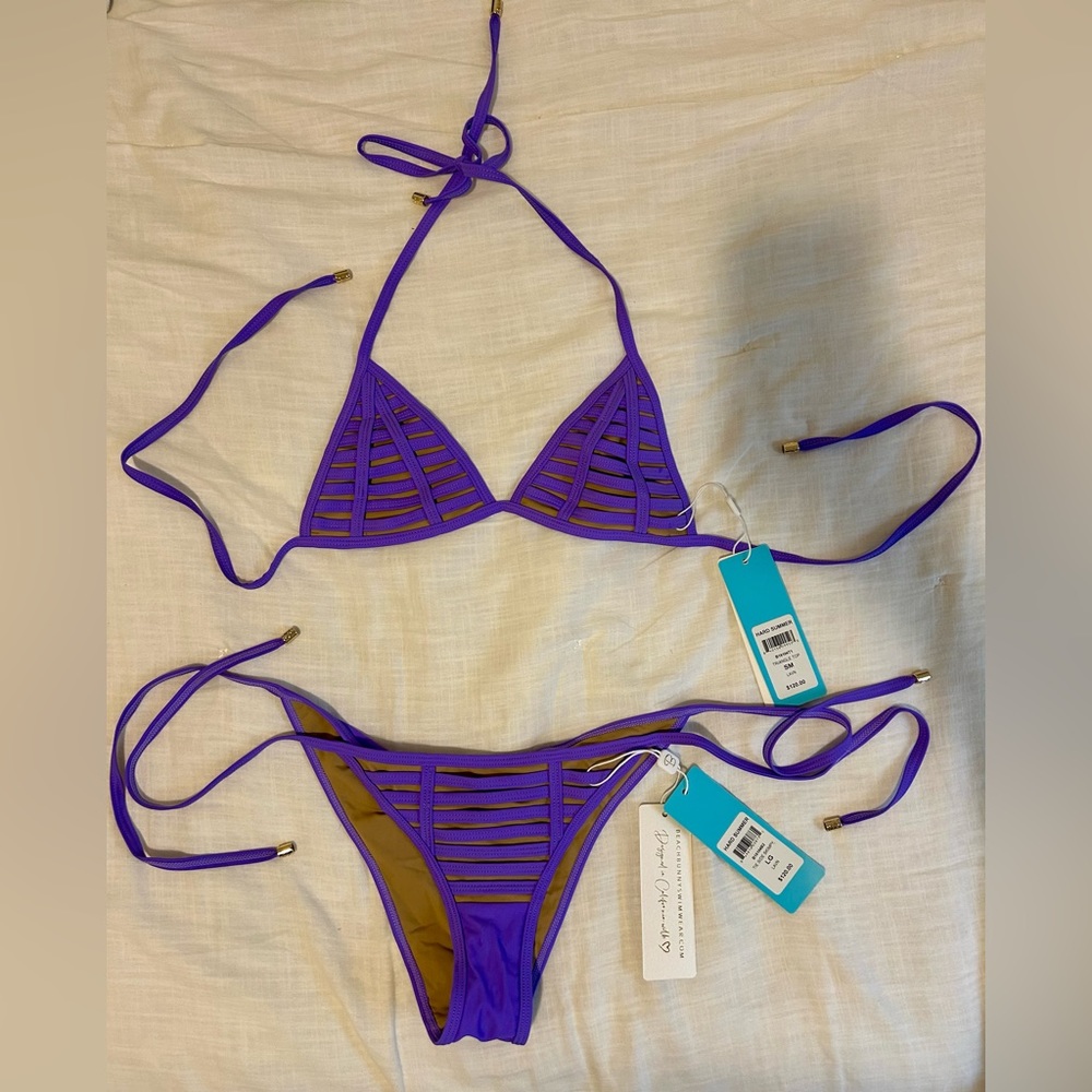 Beach Bunny Hard Summer